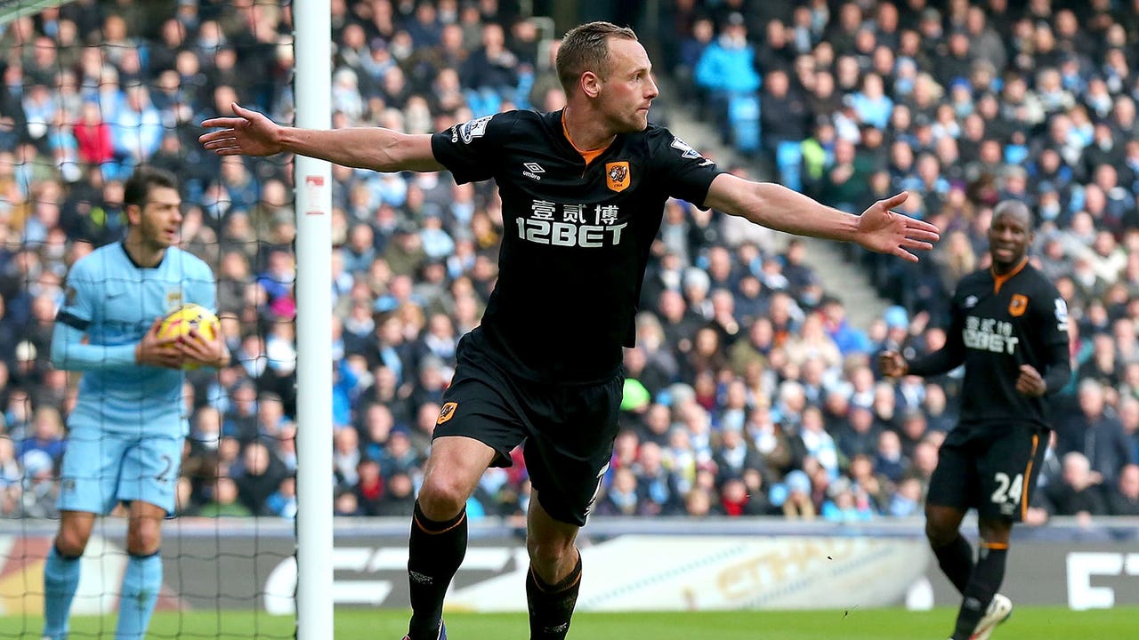 Milner earns Manchester City late draw against struggling Hull